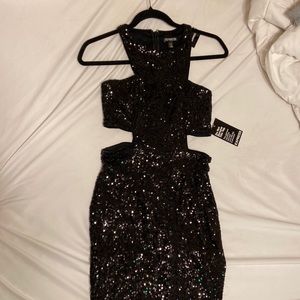 Super cute to go out with friends